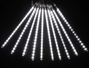 Set cu 2 Instalatii Luminoase Craciun cu 8 Meteori, 4m Lungime Instalatie, 50 cm Lungime Meteor, Lumina Alba Calda/Rece, Albastra sau Multicolora - Img 7