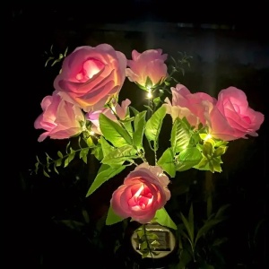 Set 2 Lampi Solare tip Trandafiri cu 7 LED-uri, 74cm, Senzor de lumina, 800mAh, IP65, Multicolor - Img 5