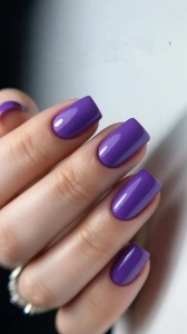 Gel color B nails T17