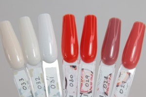 Oja semipermanentă Global Fashion, Gel polish Elite Glow 15 ml, 032 - Img 3