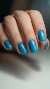 Gel color B nails T28