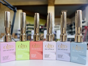 Oja semipermanenta QBD TPO Free Foil Color Gel #8 - Img 2