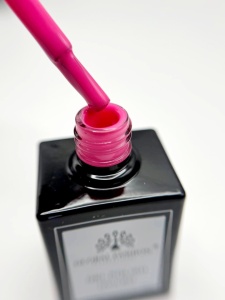 Oja semipermanentă Global Fashion, Gel polish Elite Glow 15 ml, 055