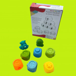 Set jucarii interactive si educative din silicon, Cuburi 8 piese, pentru dentitia bebelusilor, varsta +6 luni, multicolor - Img 9