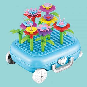 Gradina Creativa cu flori, Set joc de constructii forma Troller, - Img 7