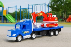 Set 2 masinute,1 x Trailer inertial, 1x msinuta, cabina albastru - Img 3