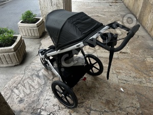 Thule Urban Glide 2 Gri second-hand - Img 3