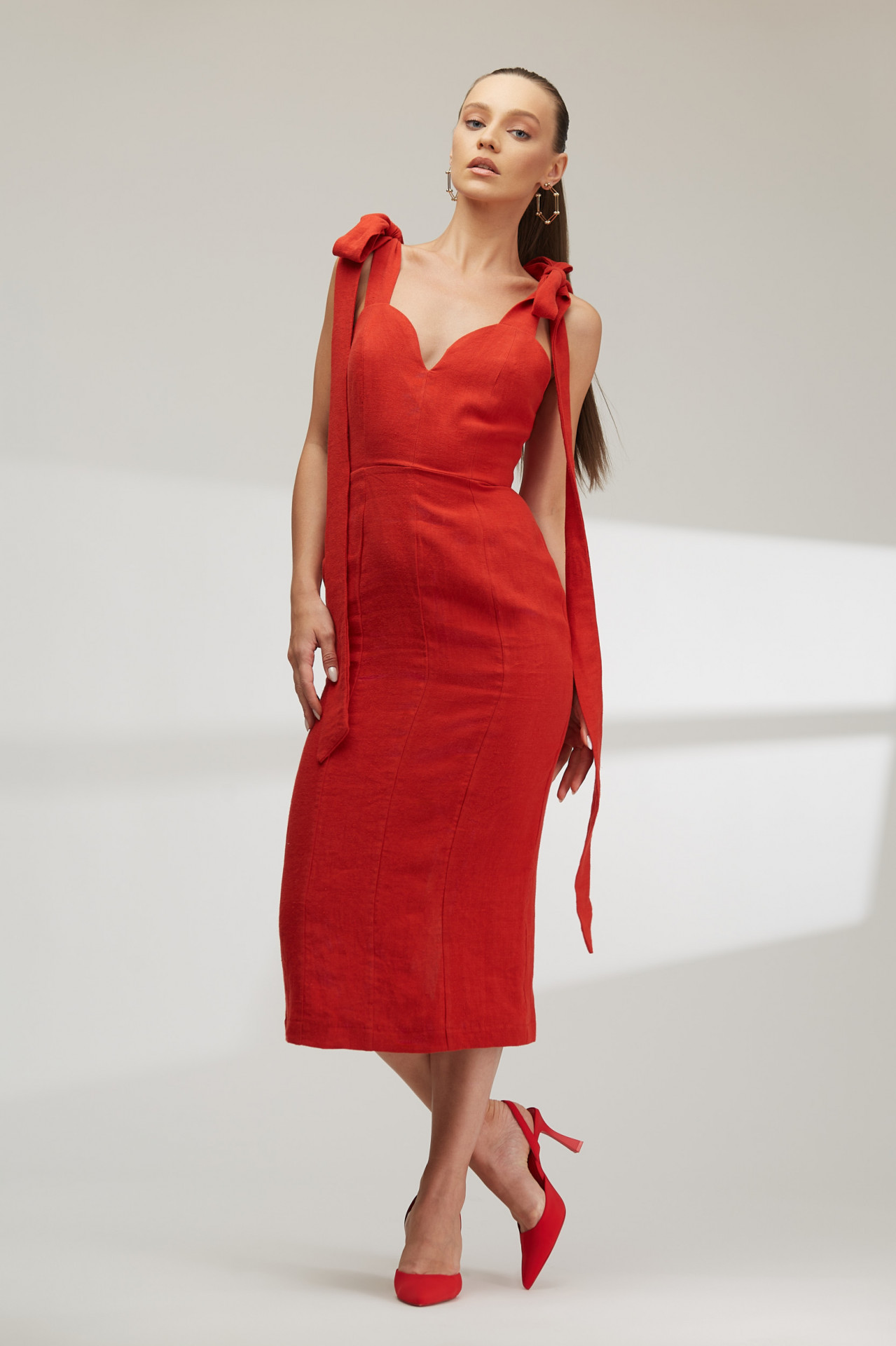 MOONLIGHT DANCE (C) / Rochie midi din in cu decolteu si funde