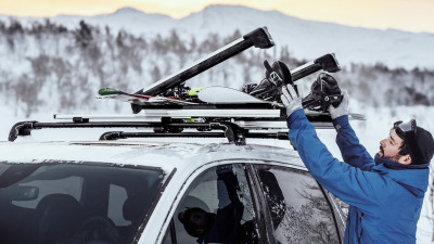 Cum alegi suportul potrivit pentru schiuri și snowboard? Ghid complet de compatibilitate