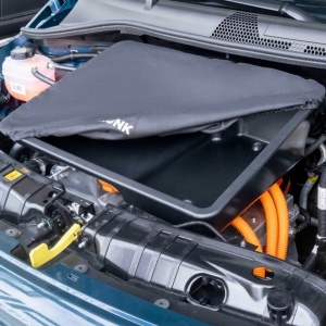 Spatiu suplimentar de depozitare în fată FRUNK pentru Fiat 500E ( 2020- )