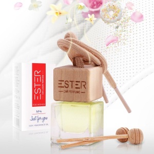 Odorizant auto premium Ester Women 4 Just For You - Sticluta 8 ml