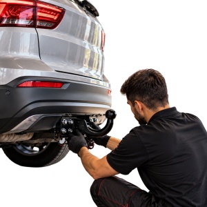 Serviciu montaj carlig remorcare – București
