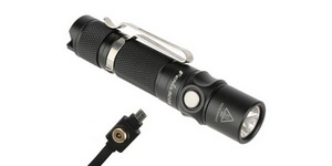 Lanterne Reincarcabile Fenix