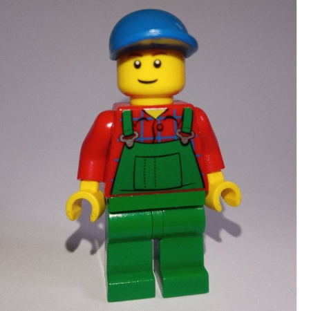 cty0136G Boer, rood shirt groene overal, bruine wenkbrauwen lach, blauwe cap lange klep gebruikt *0M0000