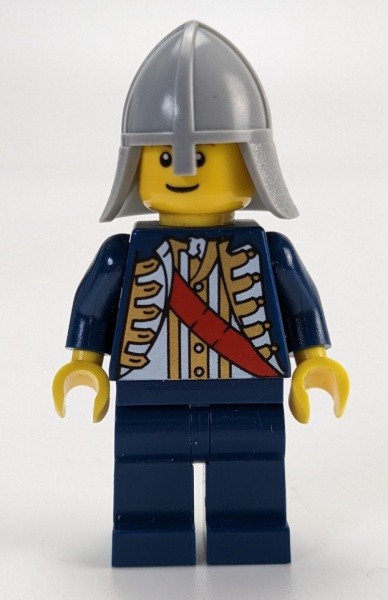 cas479b-G Castle- Red Sash, lichtblauwgrijze helm, roodbruine wenkbrauwen gebruikt *0M0000