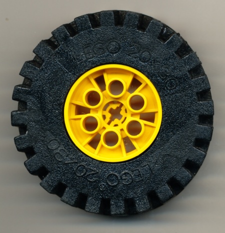 4266c02-3G Wiel 20x30 Technic, met zwarte band 20x30 Technic (4267) geel gebruikt *5W000