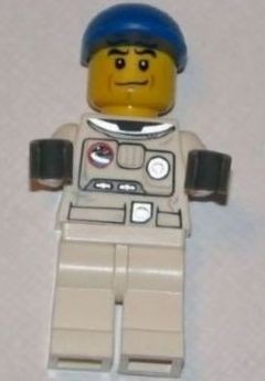 cty0226G Spaceport, ruimtepak met blauwe pet bruine swenkbrauwen gebruikt *0M0000