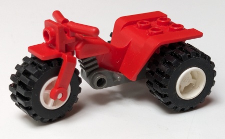30187c01a-5G Motor- Trike met klassiek donkergrijze bodem en witte wielen (PAKKETPOST) rood gebruikt *1D038