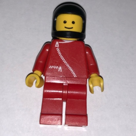 zip044G Jas met ritssluiting - rood, zwarte classic helm gebruikt *0M0000