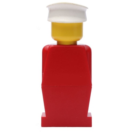 old002G Legoland Oude type minifig - Rood lijf, rode benen, witte platte pet gebruikt *0M0000