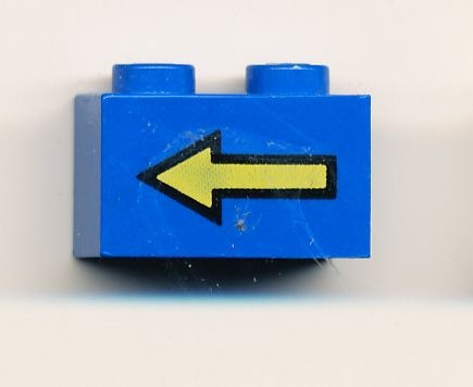 3004p01-7G Steen 1x2 gele pijl naar links blauw gebruikt *5V02-10