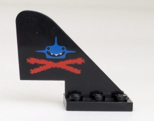 3587pb02-11G Staart op plaat 2x3 Aquashark motief zwart gebruikt *0D0000