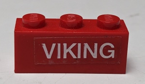 3622pb019-5G Steen 1x3 VIKING (Sticker) rood gebruikt *5V03-02