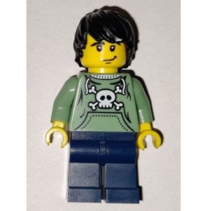 col006G Skater, zandgroen hemd met doodshoofd, zwart haar gebruikt *0M0000