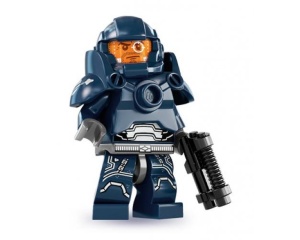 col07-8 Galaxy Patrol met zwart dubbelloops pistool en voetstuk NIEUW *0M0000