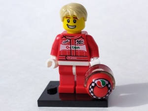 col03-11 PROMO Coureur met helm, helmvizier en standaard NIEUW *0M0000