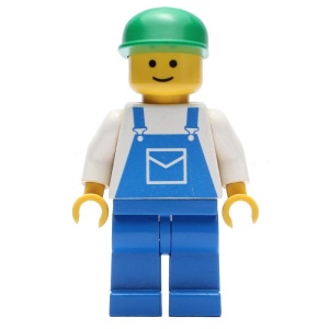 ovr016G Wit hemd, blauwe overall- blauwe benen- groene cap gebruikt *0M0000