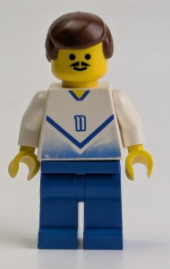 soc085G Voetballer witte/blauw Player met shirt #11 gebruikt *0M0000