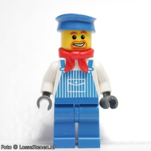 trn076G Machinist Max, blauwe pet, baard rond mond, rode sjaal, blauw gestreepte overall gebruikt *0M0000