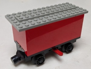 3443c02-5G Batterijbox wagen, rode switch, zwarte magneten en lichtgrijs dak rood gebruikt *