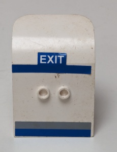 54097pb01-1G Deur 2x4x6 voor vliegtuig met EXIT op blauwe achtergrond (Stickers) wit gebruikt *5S055