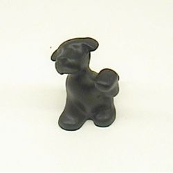6250-11G Hond opgeheven poot zwart gebruikt *0D000