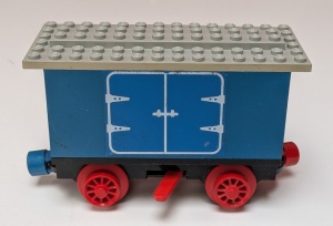 3443c06pb01-5G Batterijbox wagen, 2 contact gaten, rode switch, blauwe en rode magneet, lichtgrijs dak en deurpatroon (Sticker) - Set 7720 (PAKKETPOST) blauw gebruikt *
