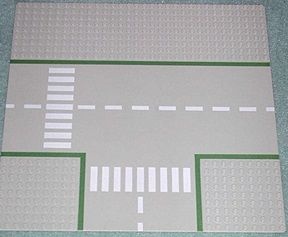 608p01-9G Wegenplaat 32x32 afsplitsing ZONDER FIETSPAD lichtgrijs (klassiek) gebruikt *3K000