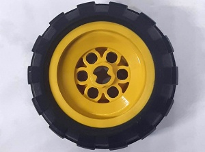6580c01-3G Wiel 43.2 breedx28 dikke naaf middengroot met band 6579 geel gebruikt *5W000