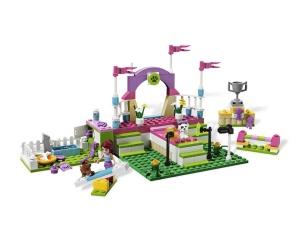 Set 3942-G Set 3942 Heartlake Dog Show, met doos (99% compleet) gebruikt *