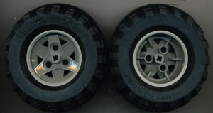 41896c01-9 Wiel 43.2mm doorsnede 26mm breed TR klein, dikke zwarte truckband 81.6x38 R (41896/45982) (PAKKETZENDING!) lichtgrijs (klassiek) NIEUW *5W000