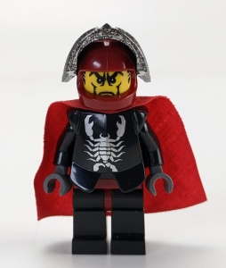 cas296G Knights Kingdom II- Lord Vladek met rode cape gebruikt *0M0000