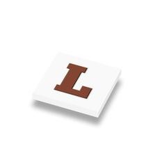 CUSE8013 Tegel 1x1 met chocoladeletter L *0A000