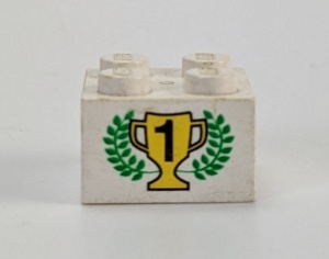 3003pb115-1G Steen 2x2 nummer 1 in beker (Sticker) wit gebruikt *5V10-01
