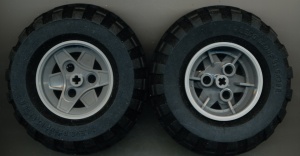 41896c01-86 Wiel 43.2mm doorsnede 26mm breed TR klein, dikke zwarte truckband 81.6x38 R (41896/45982) (PAKKETZENDING!) grijs, licht (blauwachtig) NIEUW *5W000