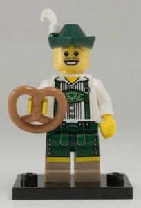 col08-3 Jongen met lederhosen, pretzel en standaard NIEUW *0M0000