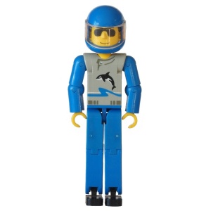 tech021aG Technic figuur, blauwe benen en armen, lichtgrijs torso MET blauwe helm gebruikt *0D000