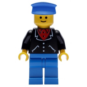 trn097G Blauwe pet, zwarte jas met rood hemd, blauwe broek gebruikt *0M0000
