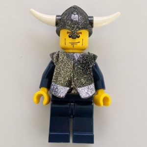 vik015G Vikingen- strijder gebruikt *0M0000