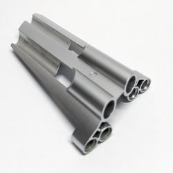 32189-67G Technic, Sierpaneel # 4 Large Long, Large Holes, Sode B zilver, metallic gebruikt *5K000